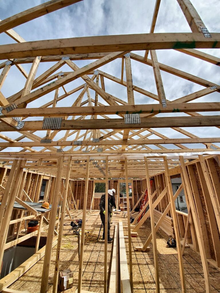 House framing, concrete foundation contractor in Thornhill, Markham by Grand Structural Services